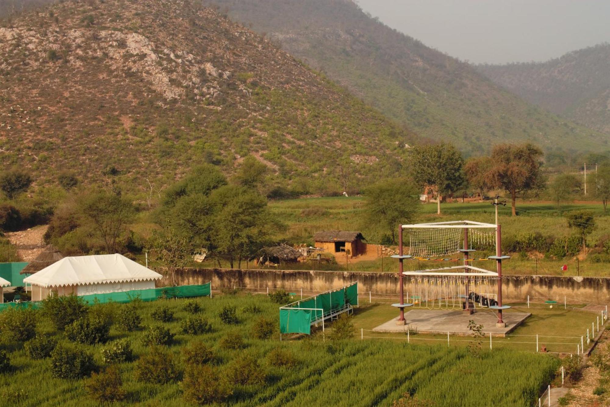 Shivir Aranya - Wilderness Resort 阿尔瓦尔 外观 照片